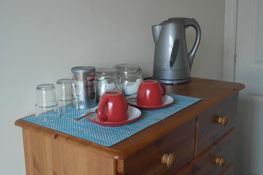 Hikers And Bikers Bed and Breakfast Hadfield Rum bild